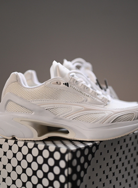 Adidas/阿迪达斯 Spiritain 2000 女子防滑耐磨运动跑步鞋 IG0013