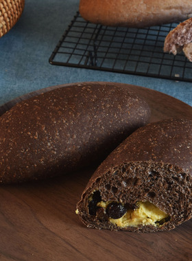 全麦可可乳酪软欧包120g 351大卡/枚奶酪提子干学生手作面包