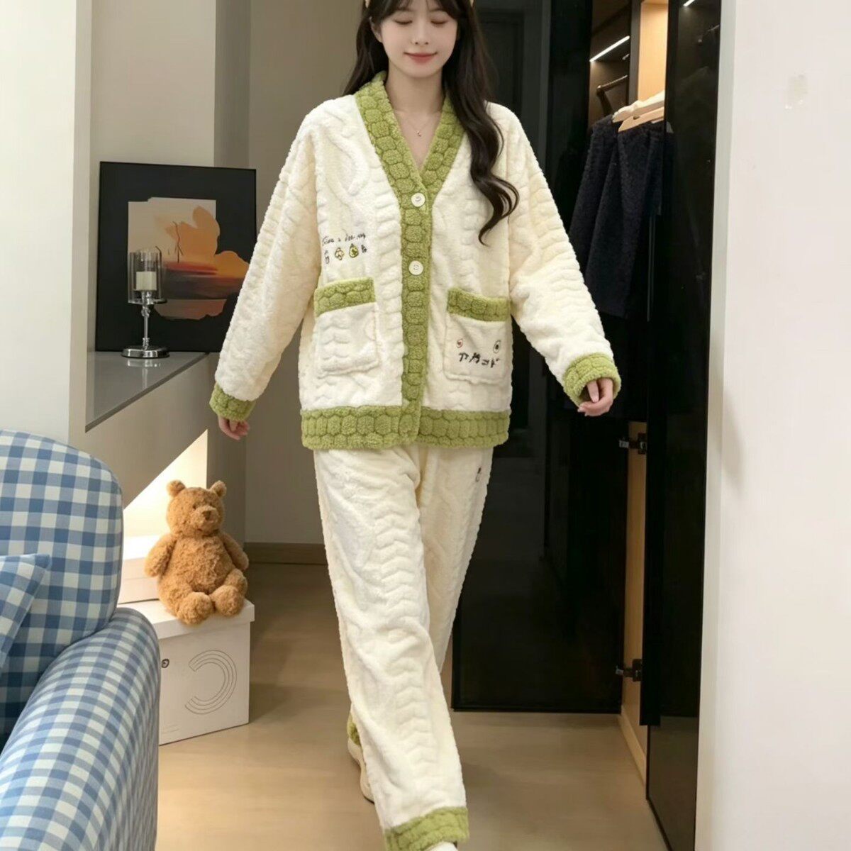严选牛油果珊瑚绒睡衣女秋冬新款加厚暖暖套装冬可外穿大码家居服
