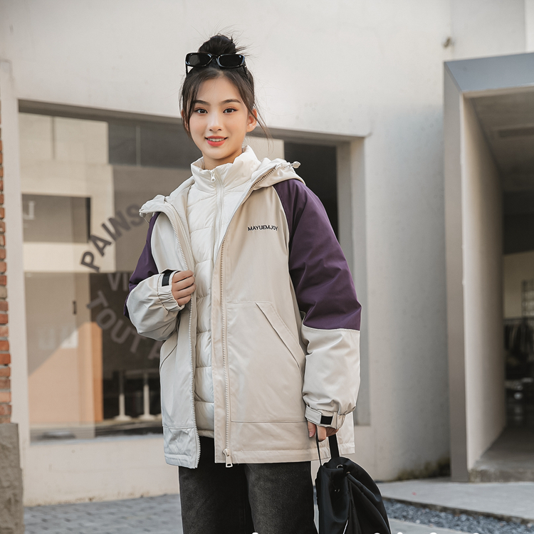 脱卸三合一户外冲锋衣羽绒服