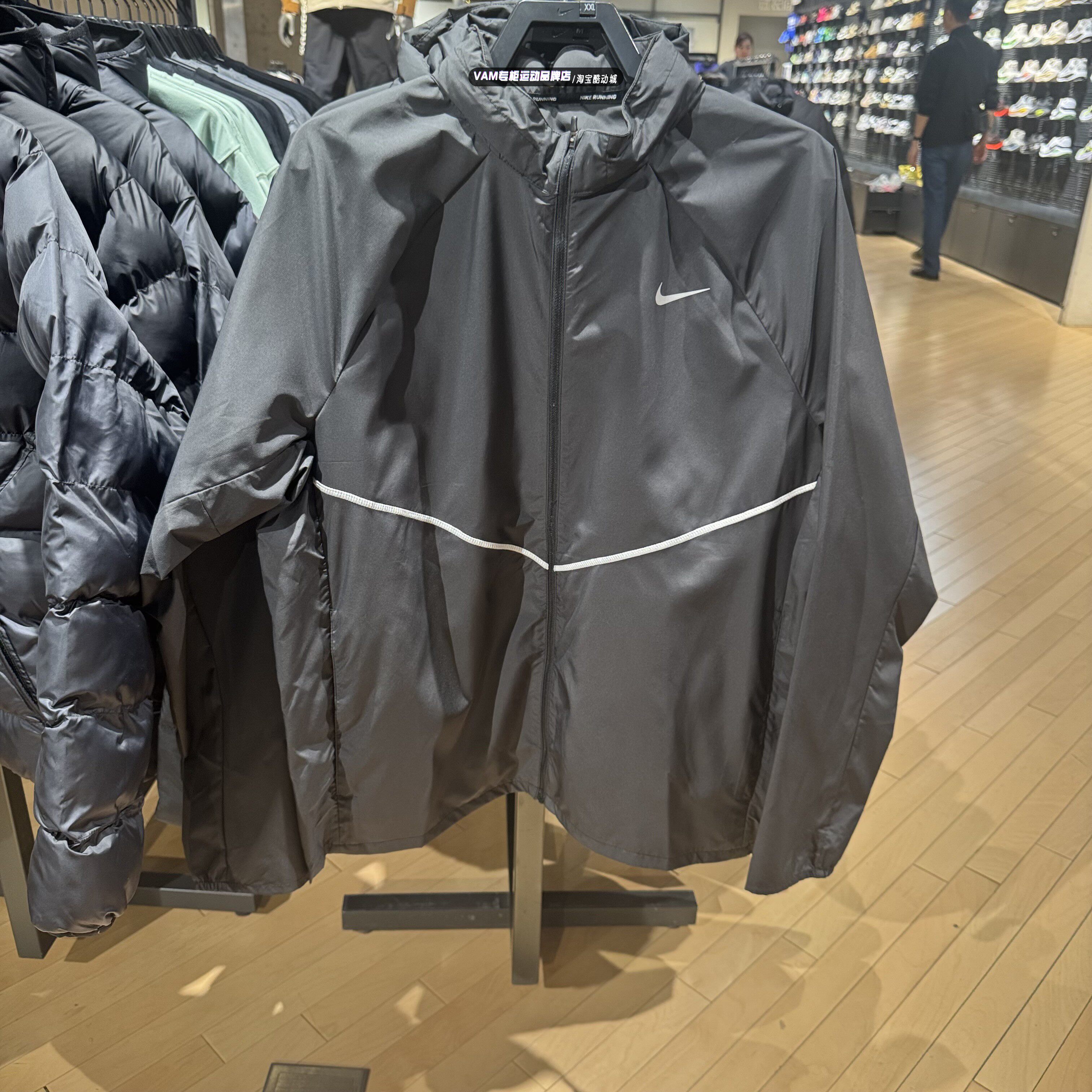 NIKE耐克男子夹克夏季新款运动休闲小标立领长袖外套 IF2370-010