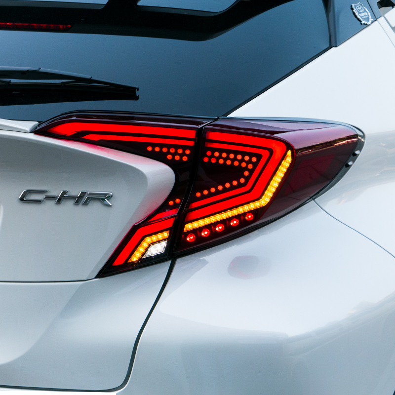 适用于18-22丰田chr流光尾灯总成