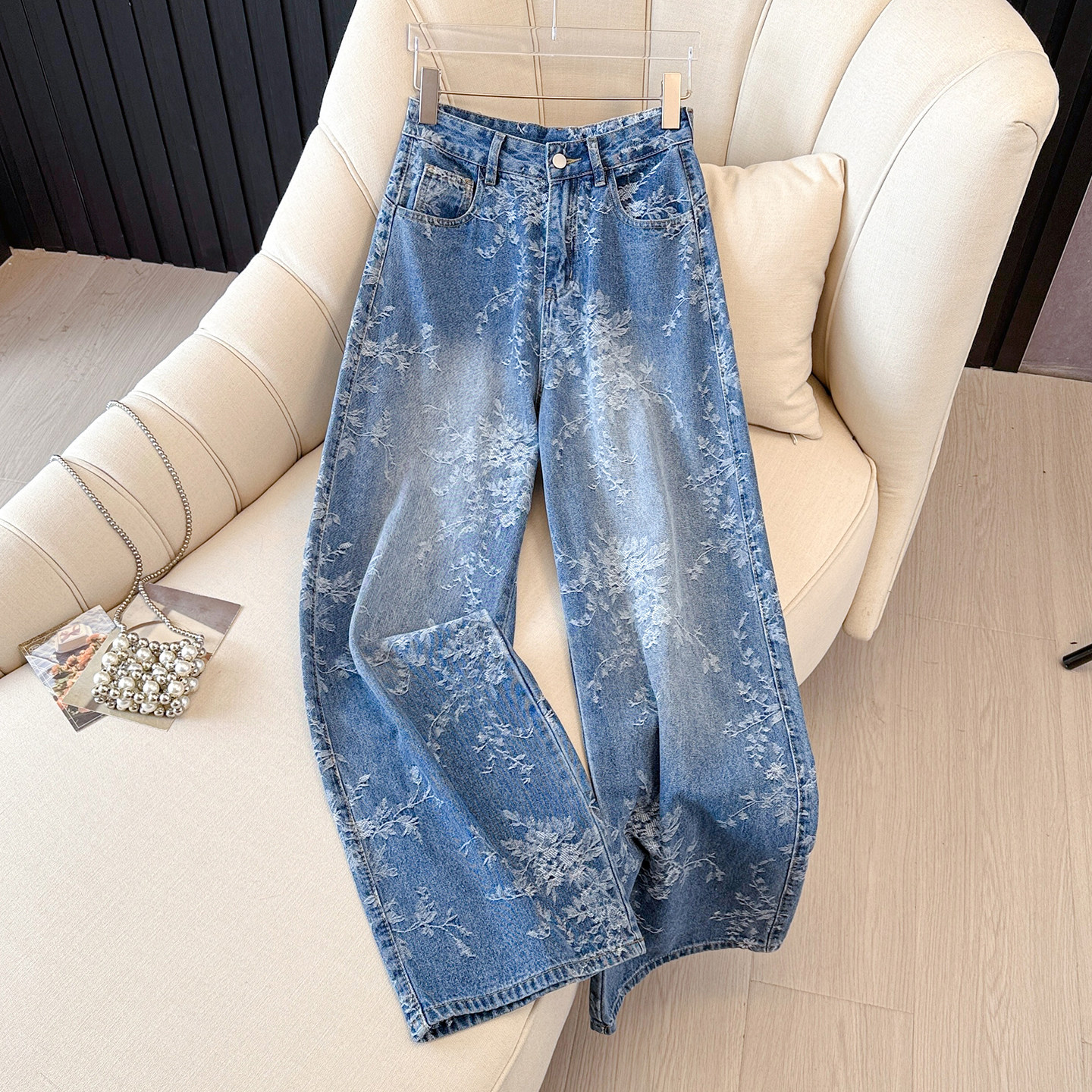 艾格刺绣提花阔腿牛仔裤女2025新款高腰宽松显瘦垂感拖地长裤,女装/女士精品,牛仔裤,淘宝优惠券,粉丝福利购,淘宝优惠卷