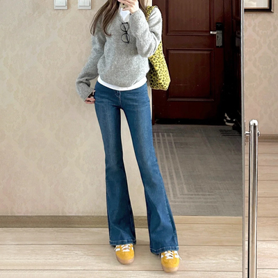 艾格深蓝色微喇叭牛仔裤女2025年