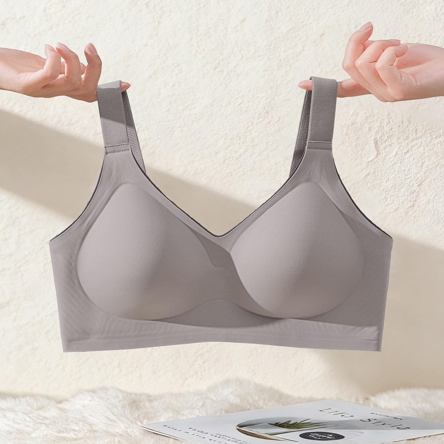 大码无钢圈大胸显小无痕收副乳