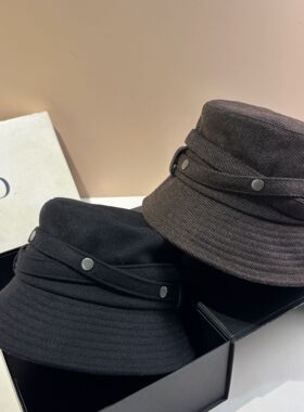 日系个性设计款羊毛混纺渔夫帽春秋新款交叉绑带复古老钱风盆帽女
