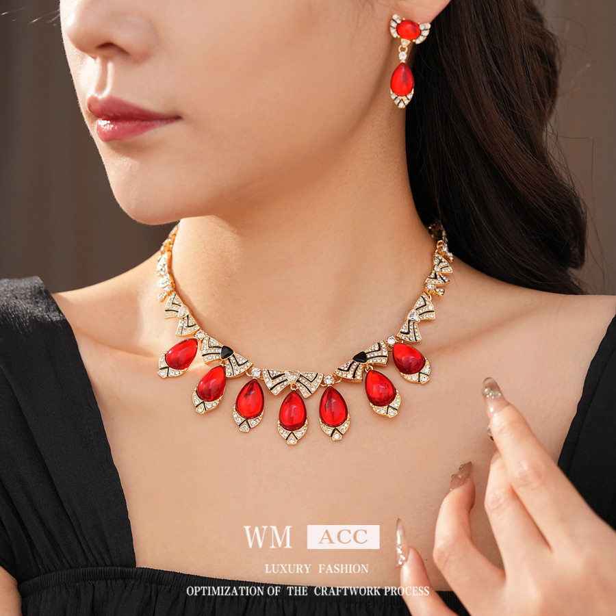 中古vintage镶钻蝴蝶结水滴耳钉项链轻奢小众套装复古宫廷风饰品,饰品/流行首饰/时尚饰品新,组合套装,淘宝优惠券,粉丝福利购,淘宝优惠卷