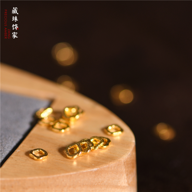 足金手工錾刻古法黄金方形小隔片