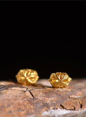 足金手工錾刻黄金镂空雕花隔珠