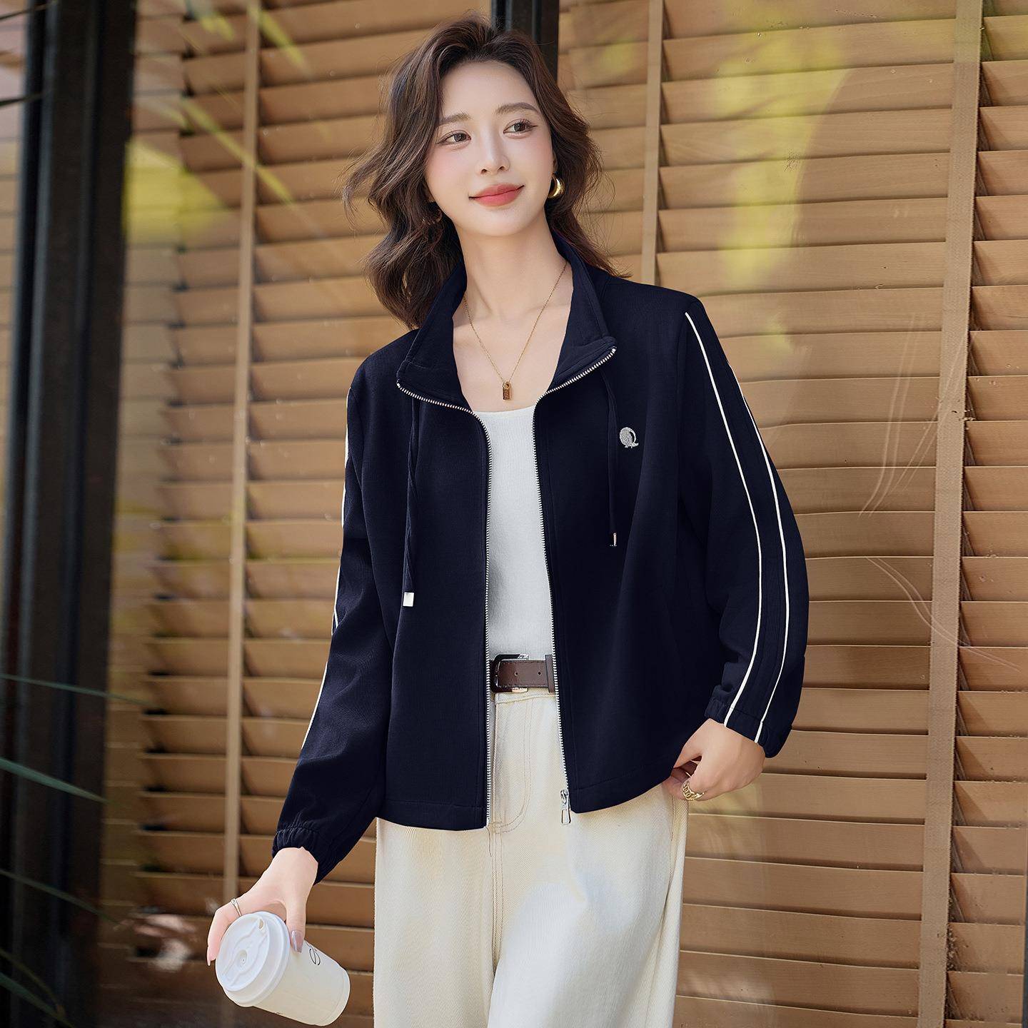 2025秋季装新袖MM26575款宽松休闲外套女立领拉链长百搭上衣MM女2