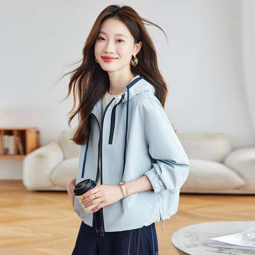 拉MZ68875链拼新色连帽冲锋衣2025秋款时尚休闲抽绳设计感外套MZ6