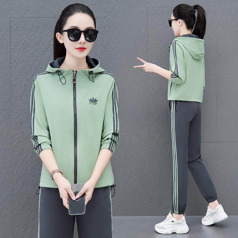 春运动套82266705装闲女新款减龄显瘦洋气妈妈袖卫秋衣休跑步两件