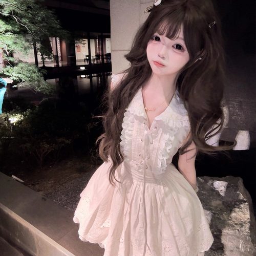 浅粉色少女蕾丝海军领收腰连衣裙