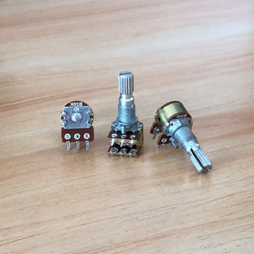 台产RV12型双声道电脑音响音箱B20K双联音量电位器 梅花轴20MM