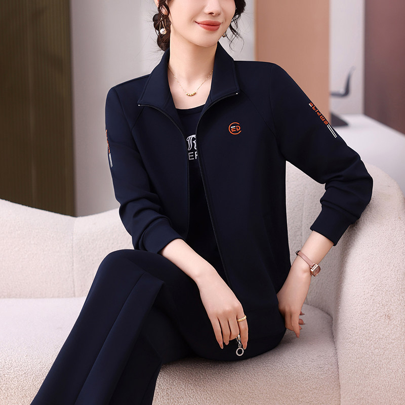 中年妈妈春秋新款运动套装中老年女装秋季休闲翻领夹克外套三件套