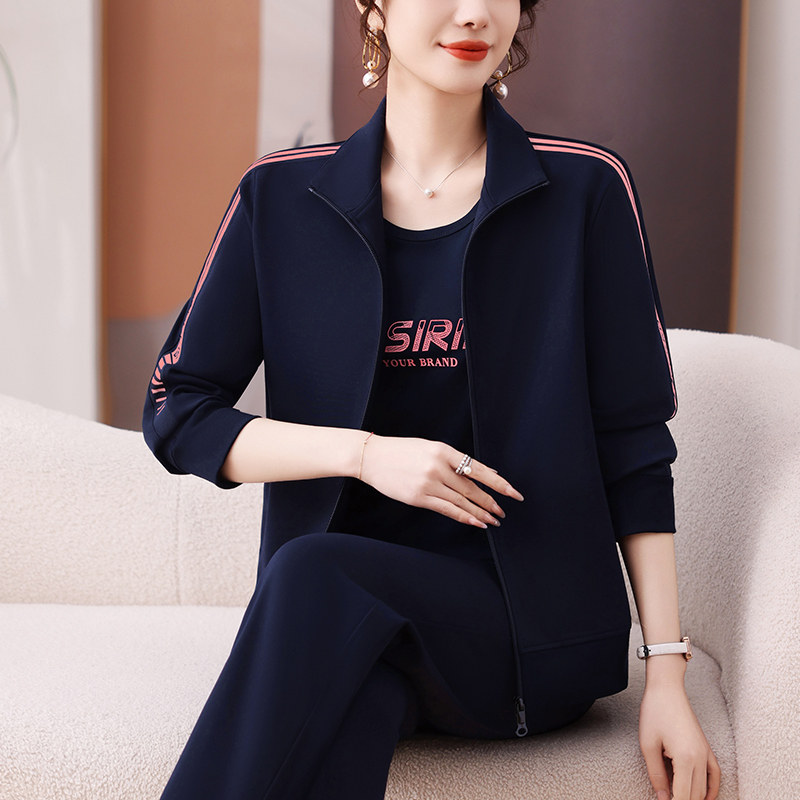 品牌中老年女装高档运动服套装秋季外套中年人妈妈时尚洋气春秋装
