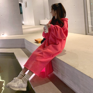 过膝开叉加绒连衣裙 冬季 新款 连帽加厚卫衣裙女韩版 宽松显瘦中长款