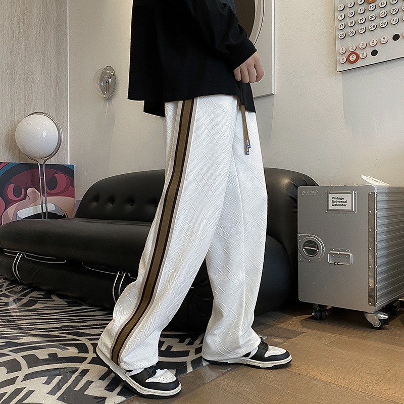 2025超火的卫裤白色男款宽松慵懒风松弛感美式夏天青少年休闲裤子