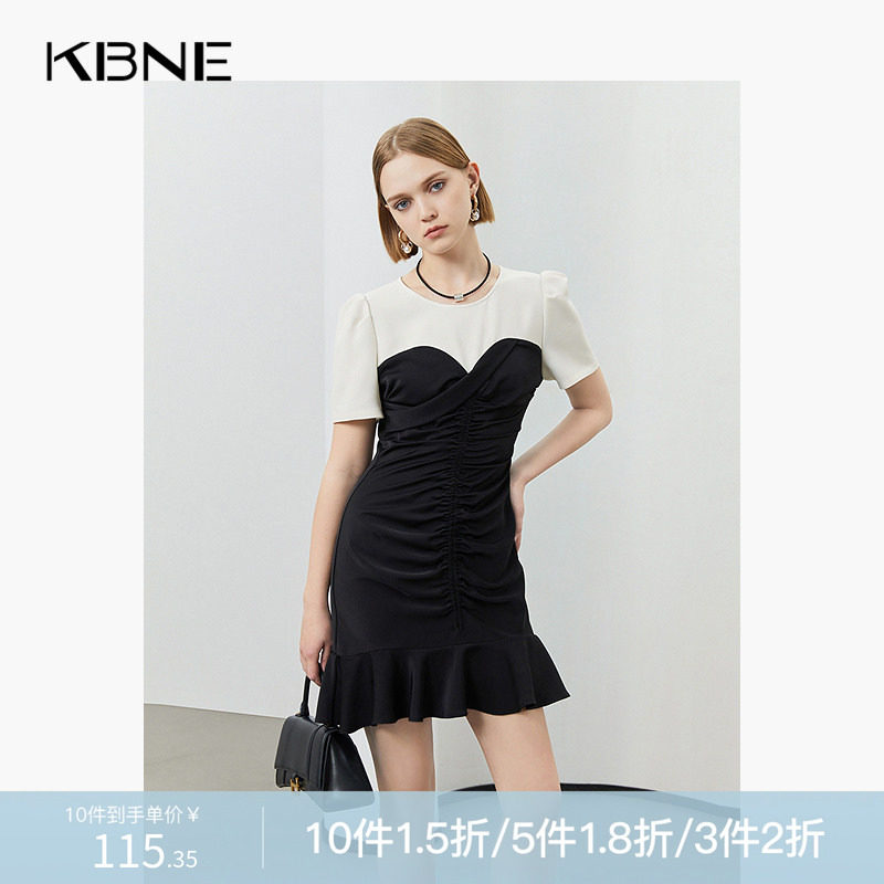 KBNE2025年夏季新款收腰显瘦短袖圆领拼色连衣裙简单大方连衣裙女