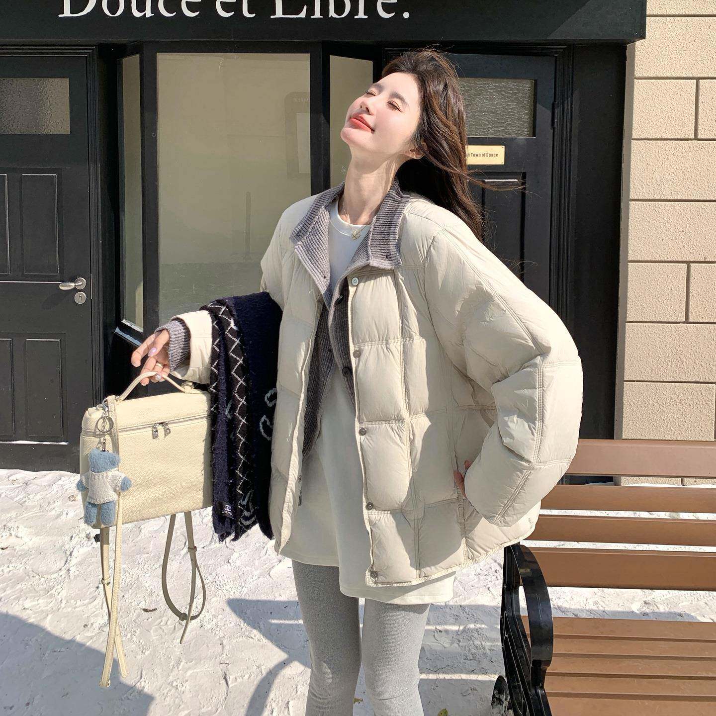 米白色长面针织拼接泡芙羽绒服女中款连帽松厚弛感C166-659保暖加