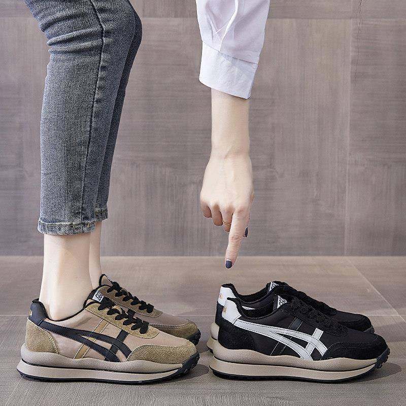 香港黑色阿甘鞋女ins潮2025秋季新款百搭加绒平底软底轻便休闲运