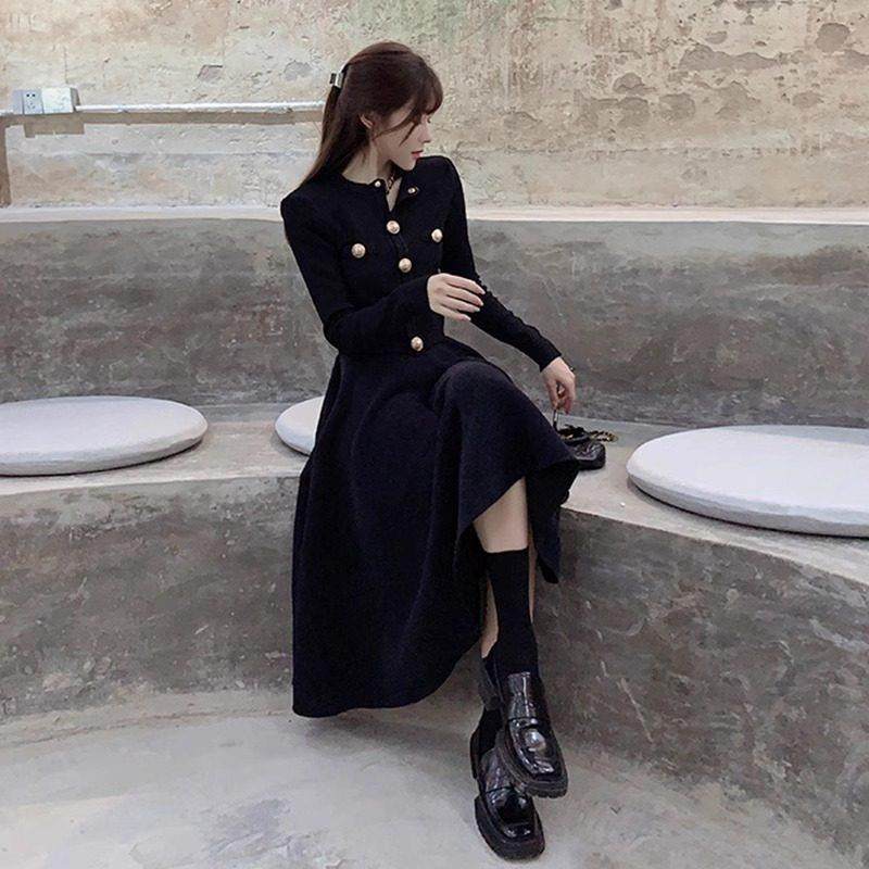 欧洲站文艺风气质减龄今年流行针织上衣裙子两件套装2024秋冬新款