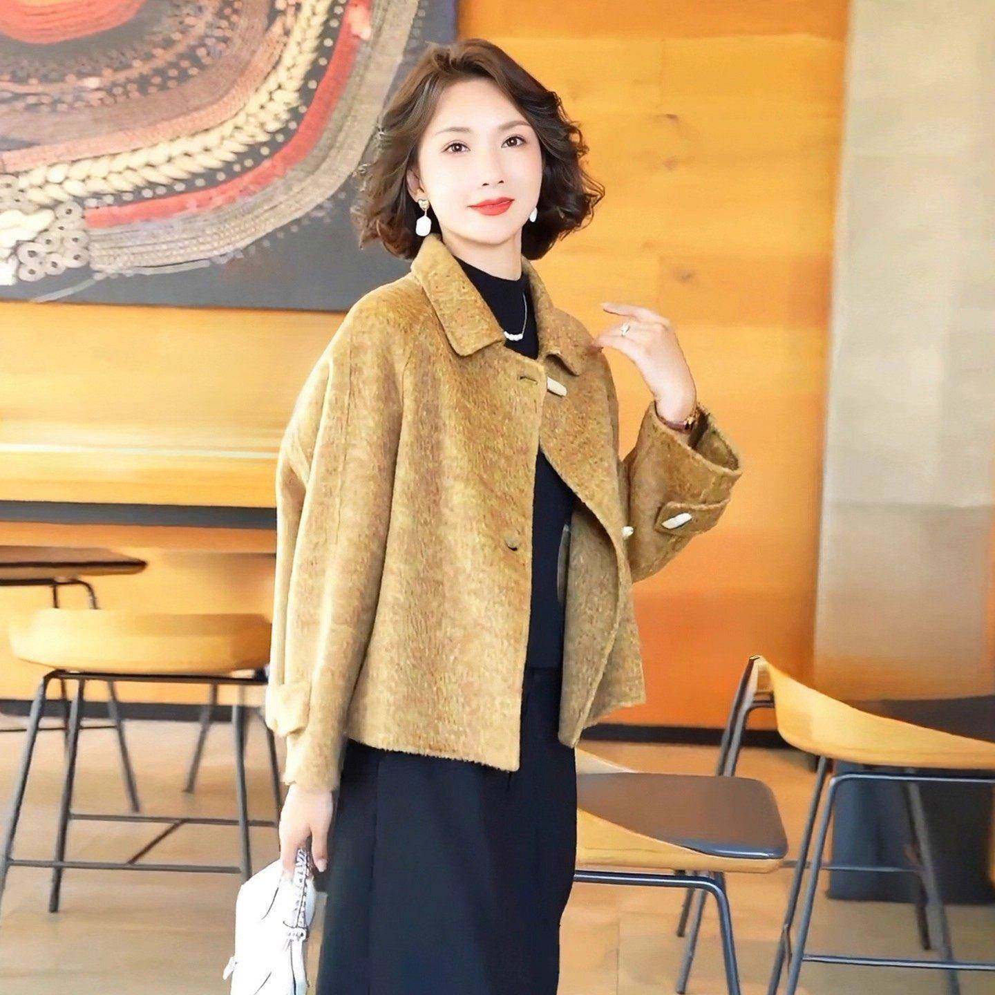 香港代购妈妈装时尚外套女秋冬新款时髦洋气宽松上衣短款呢子大衣