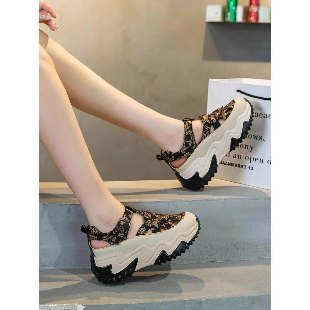 QVU~品牌专柜！凉鞋女真皮洞洞鞋百搭厚底内增高运动休闲罗马凉鞋