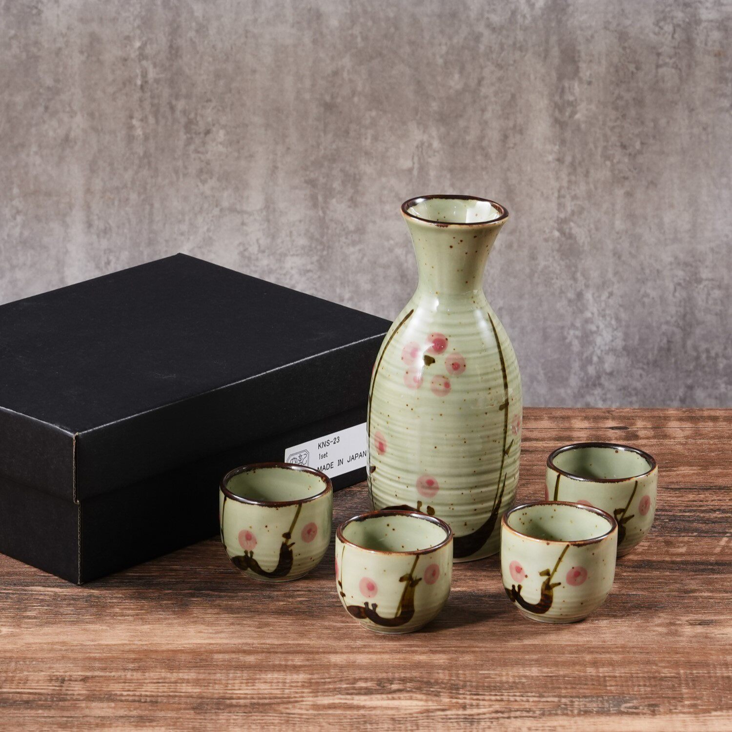 [陶瓷王]日本进口美浓烧一壶四杯套装家用酒壶酒杯清酒烧酒礼盒装