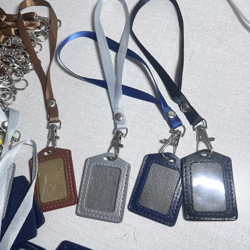 现货限量 BJD75叔娃衣工牌 工作证 皮卡套 配挂绳，(里面没卡片)