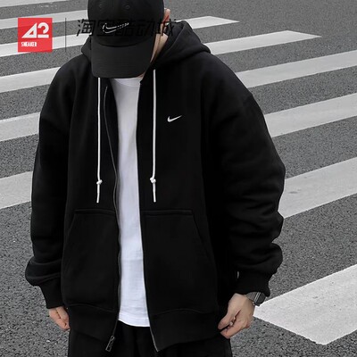 42运动家 Nike SOLO复古刺绣加绒运动休闲连帽卫衣外套DR0404-010