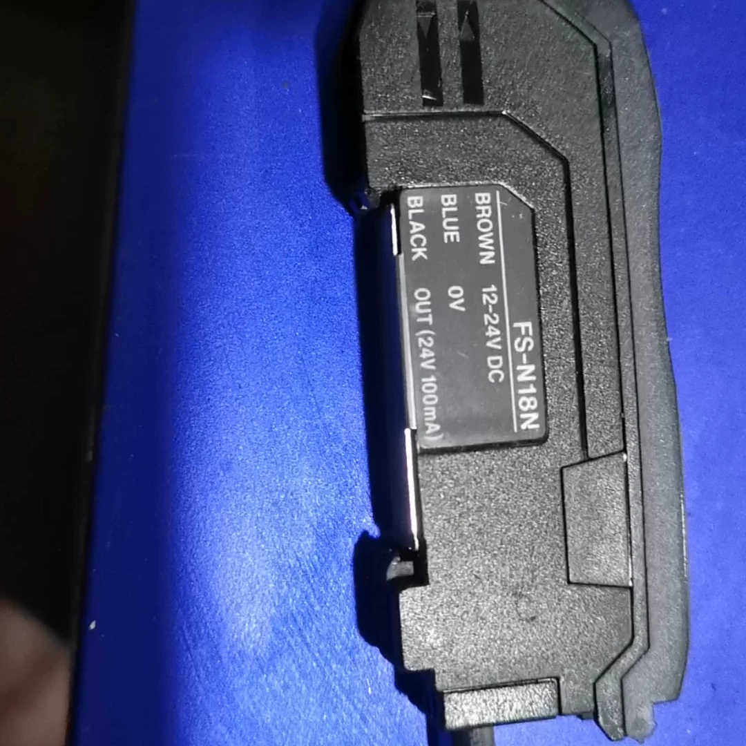 基恩士FSN18N,功能包好，实拍图，成色不错