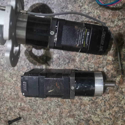 UIROBOT  微型一体化模块化步进电机 实物拍摄图，拆机