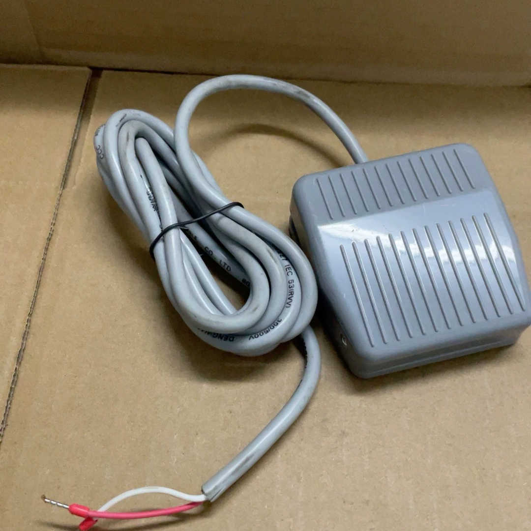 CNTD昌得CFS-201脚踏开关 实物如图