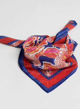 出口真丝围巾女春夏优雅红色叶子印花丝巾百搭旅游绑包领巾小方巾