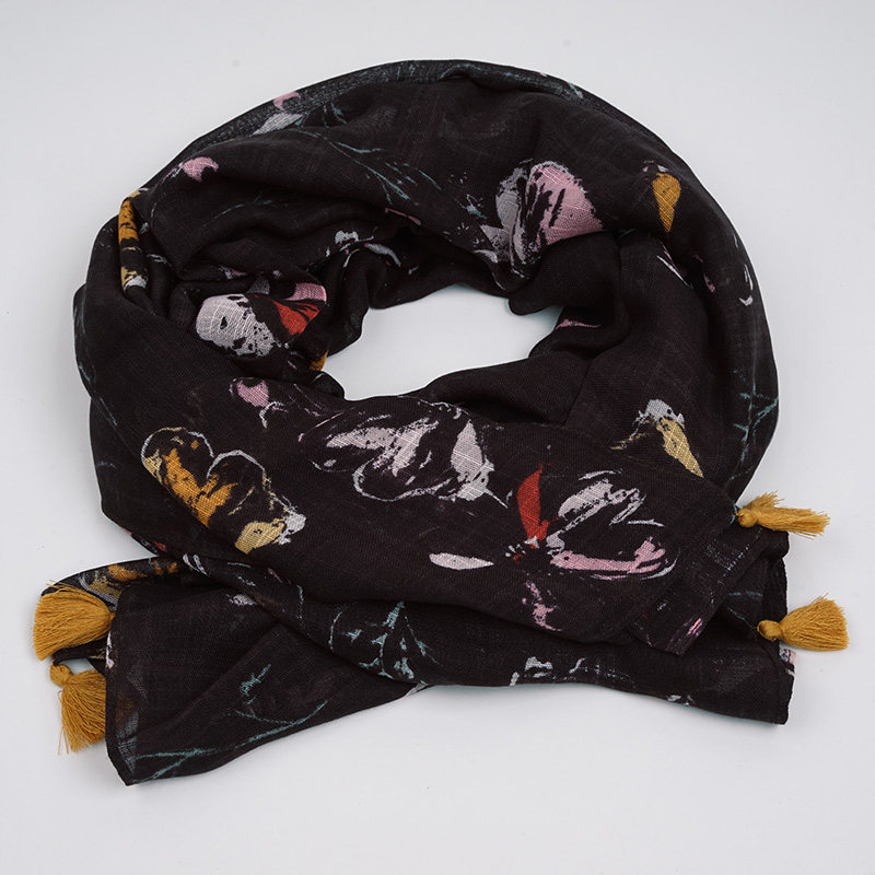 新款欧美时尚 优雅气质花朵印花围巾女春秋 百搭旅游棉质丝巾披肩