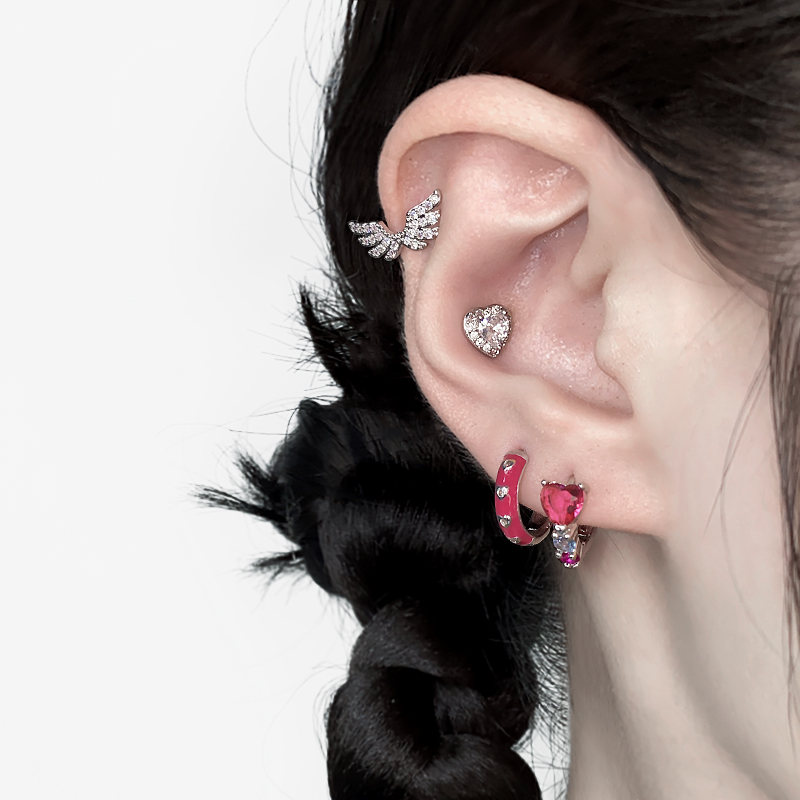 【全店买四免一】玫红爱心耳饰