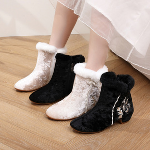 冬季 女加绒保暖毛绒短靴粗跟拉链 加绒保暖棉靴短筒民族风绣花棉鞋