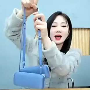 14cm可斜挎伞六折迷你小巧便携胶囊伞盒可手提的小伞包伞用的