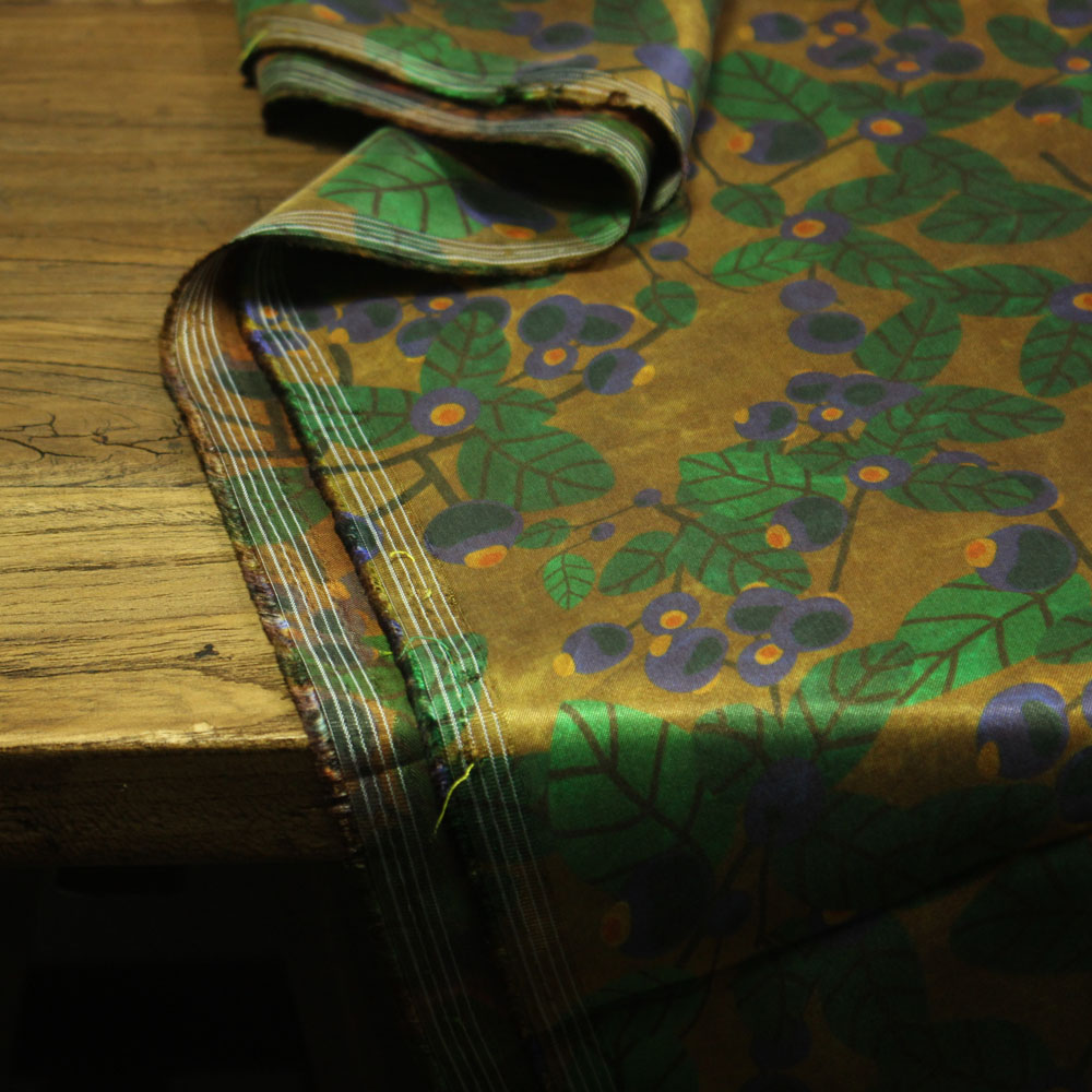 哈哈瓦娜铜氨丝裙袍衫田园服装布