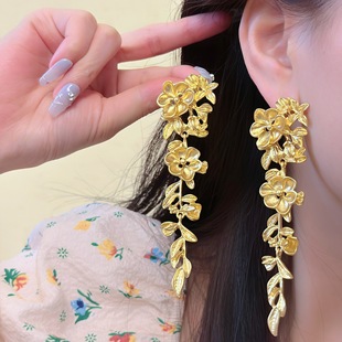 法式金色叶子花朵耳环夸张复古高级感耳坠女长款流苏中古耳饰耳夹