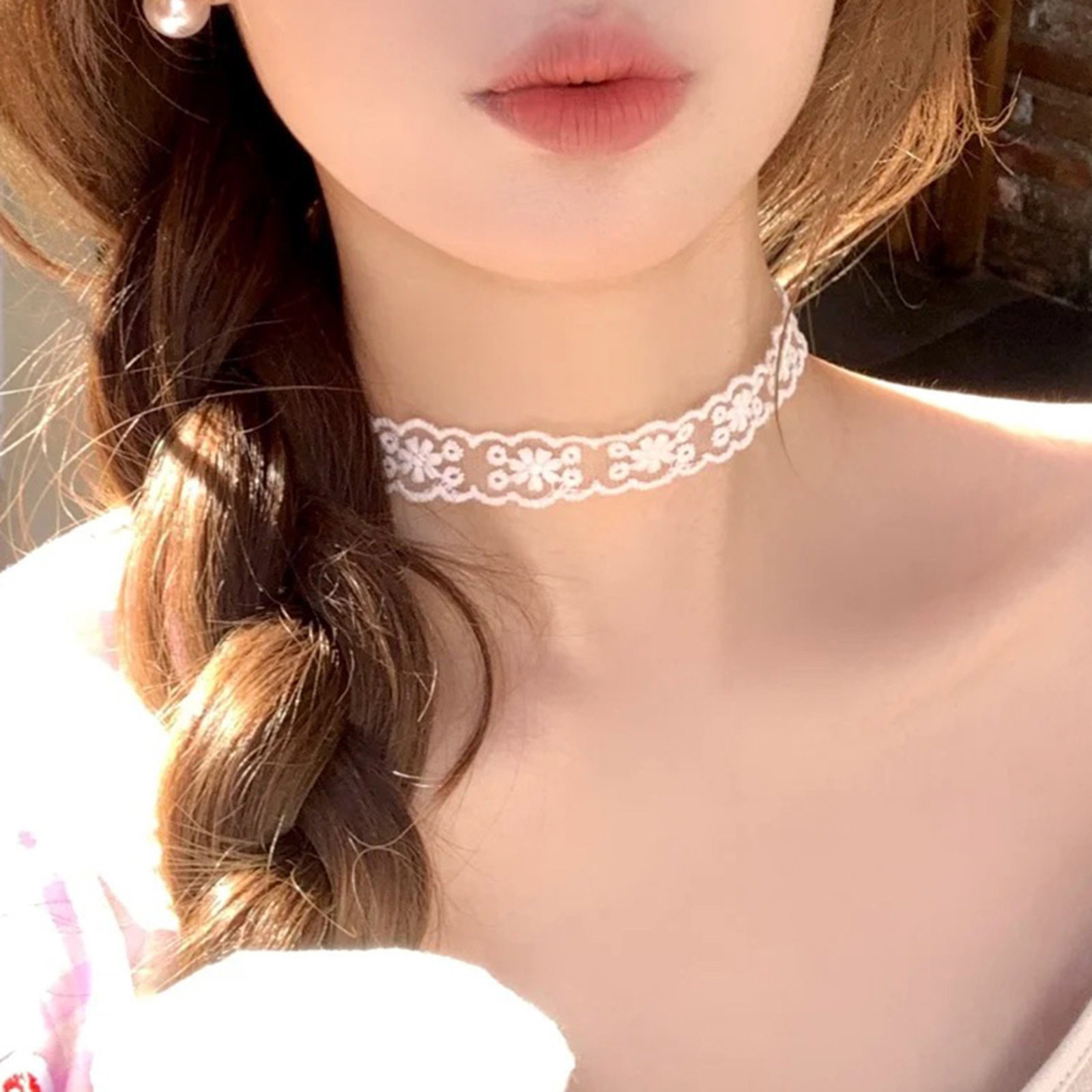 网红同款春夏饰品白色网纱蕾丝项链女刺锈花边项圈颈链简约锁骨链