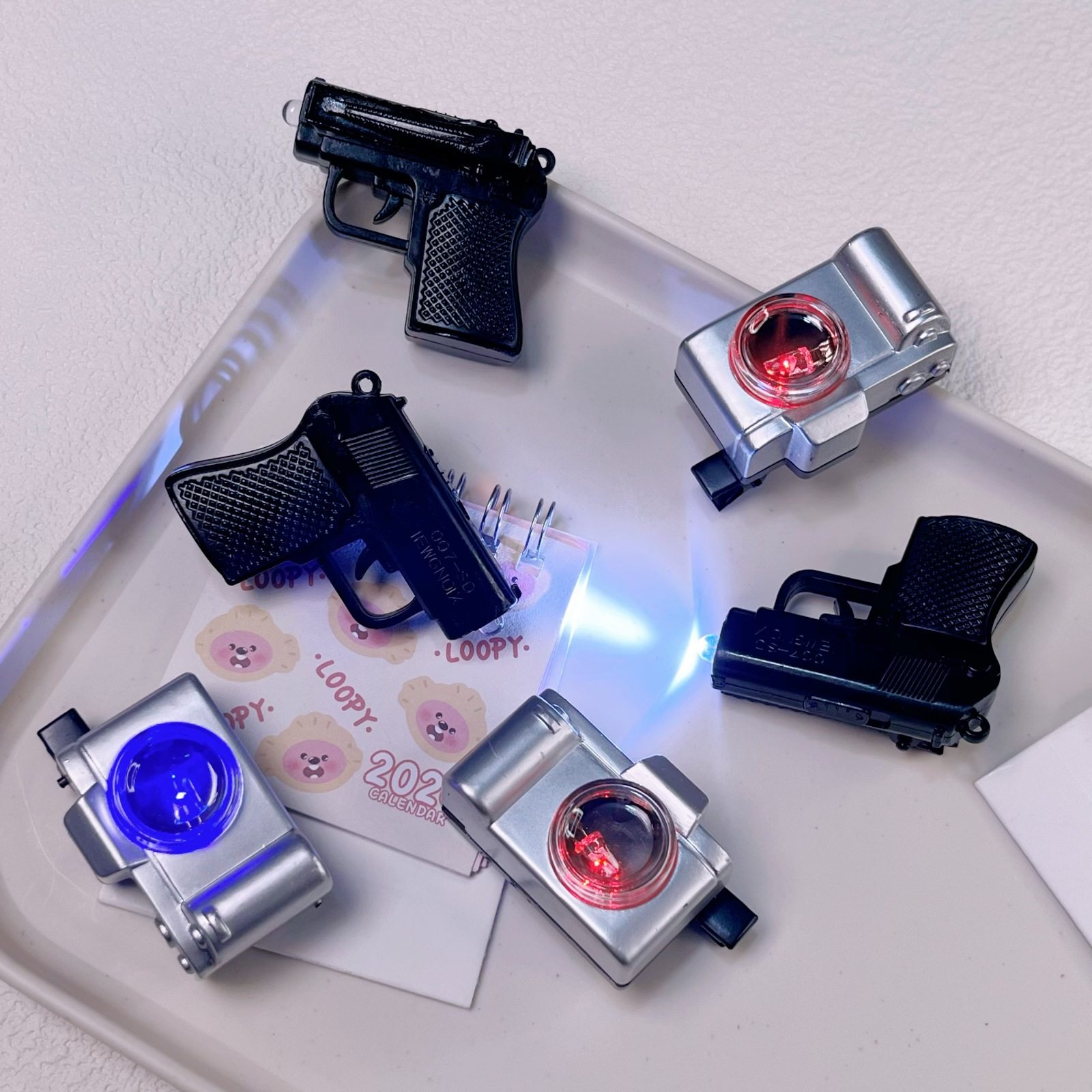 创意搞怪发光手枪玩具发夹甜酷辣妹风侧边刘海夹学生发卡趣味发饰,饰品/流行首饰/时尚饰品新,发饰,淘宝优惠券,粉丝福利购,淘宝优惠卷