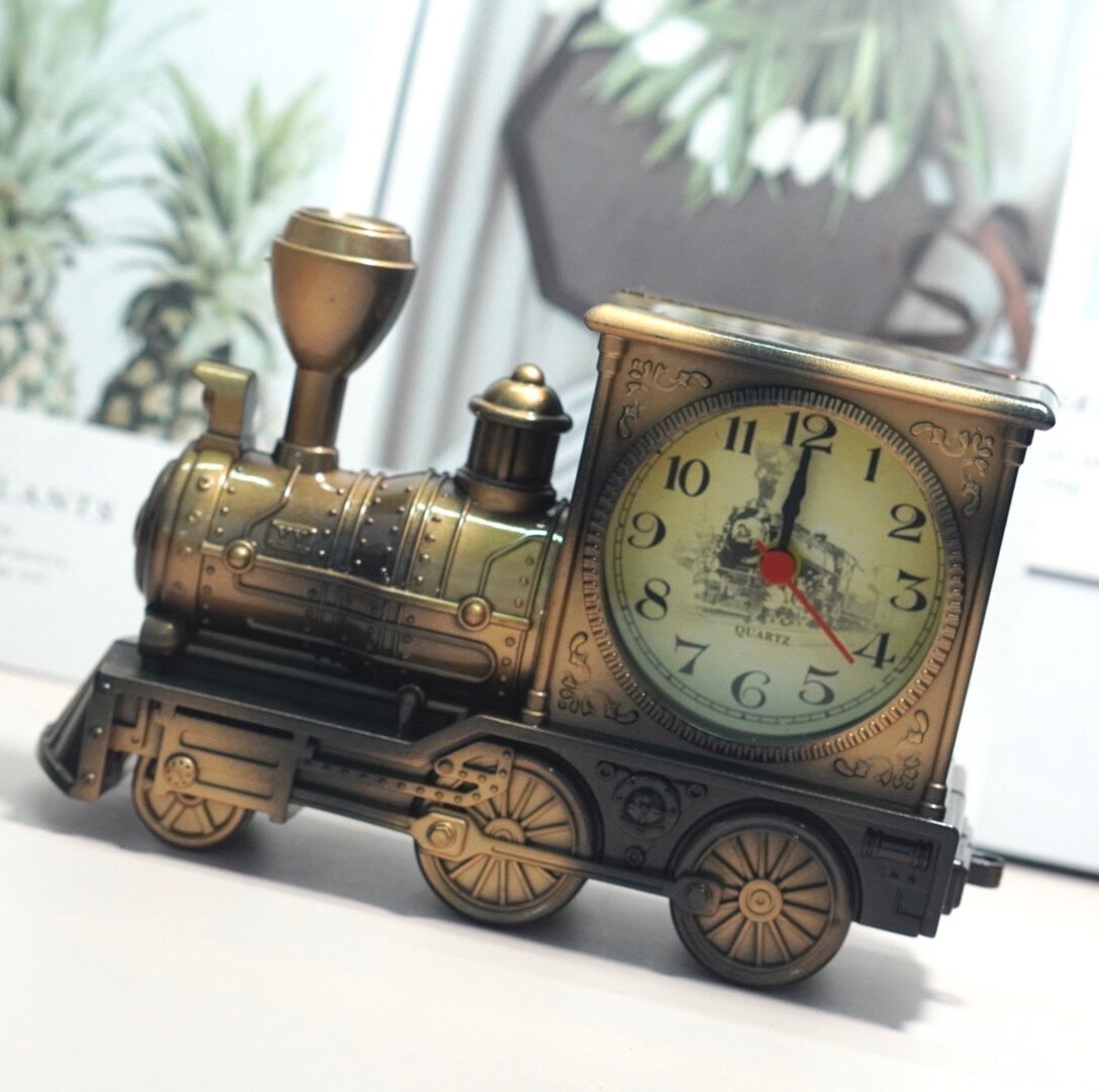 包邮火车头闹钟床头懒人钟摆件新奇创意卧室起床钟送儿童学生小孩