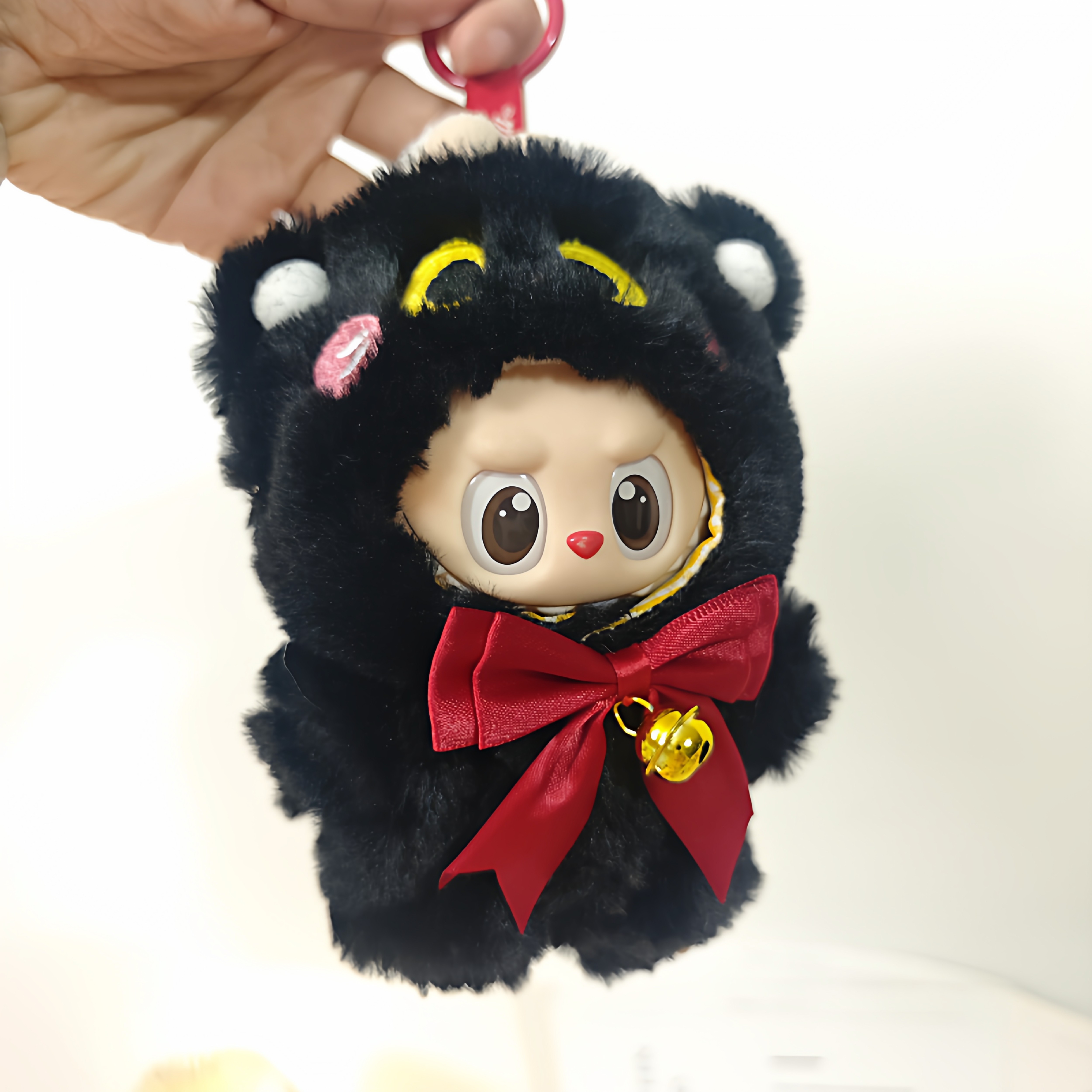 马卡龙LABUBU拉布布搪胶挂件衣服娃衣冬季黑色小猫咪毛绒连体服