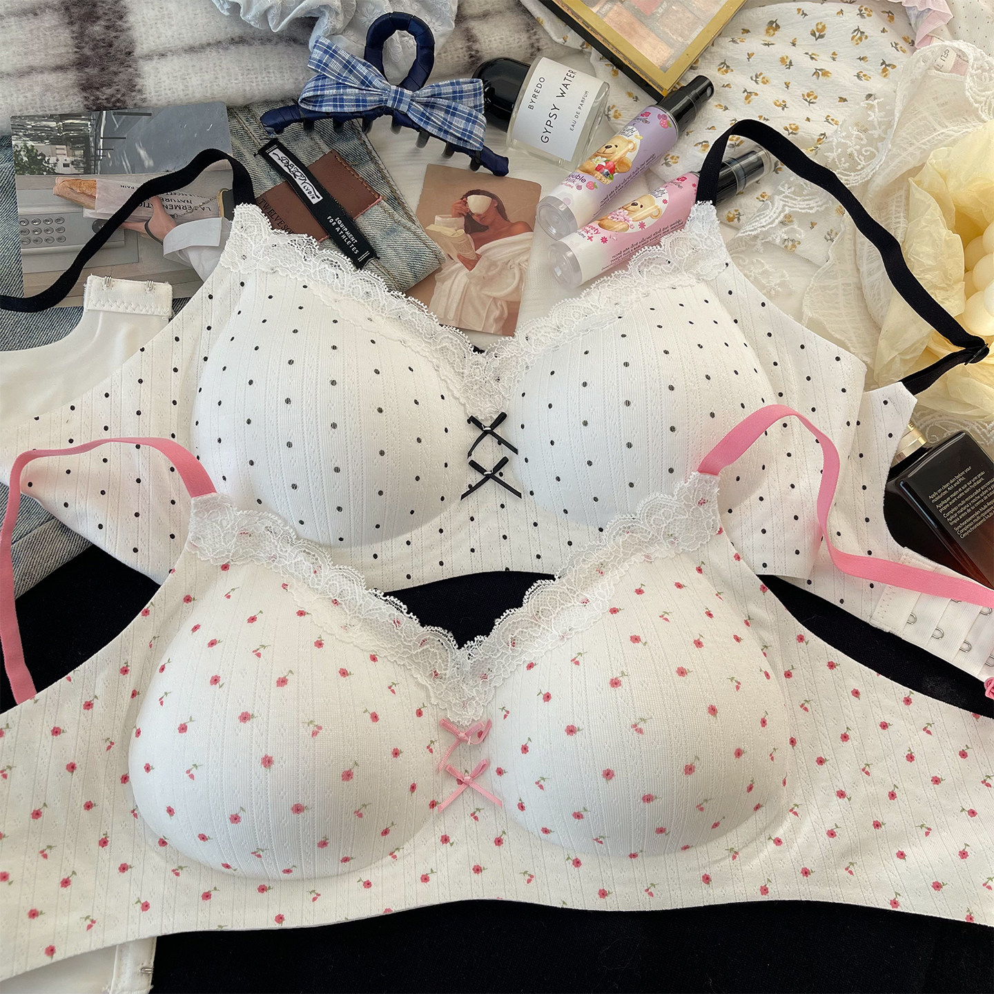 蕾丝小碎花内衣女小胸聚拢显大无痕无钢圈收副乳学生高中生文胸罩