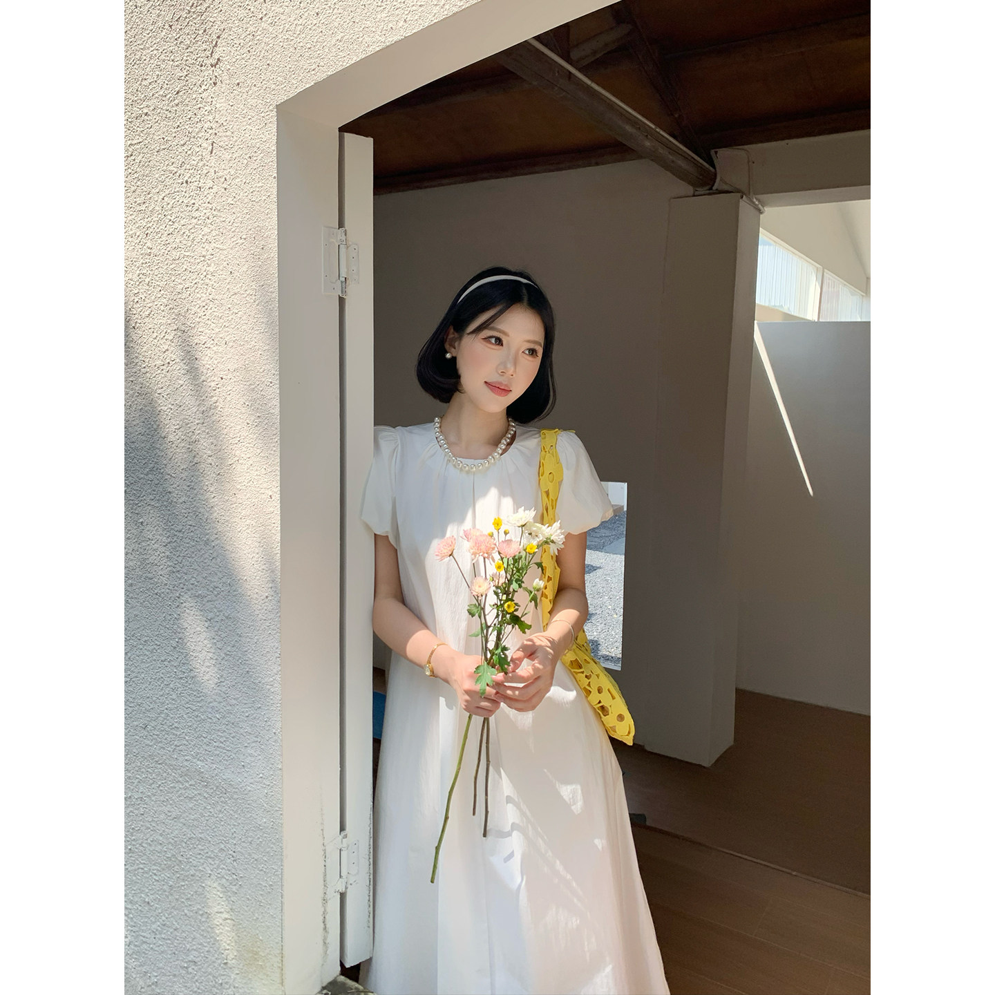 甜辣多多 2026春夏新款韩系圆领泡泡袖纯色宽松短袖连衣裙女Z3739图片