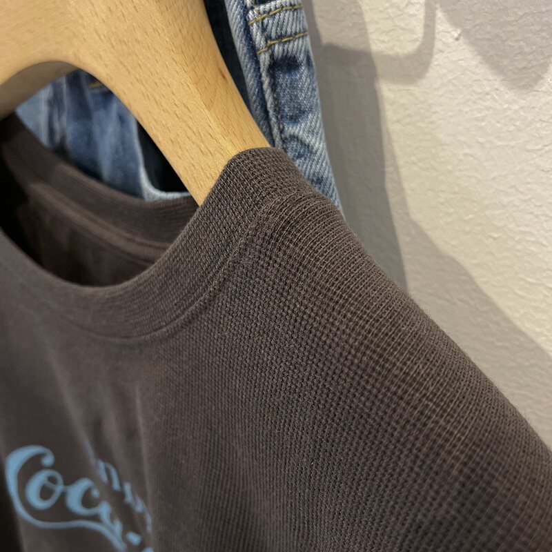 일본 빈티지 소녀 반팔 티셔츠 여성 여름 느슨한 유행 INS 게으른 스타일 세련된 홍콩 스타일 반팔 탑