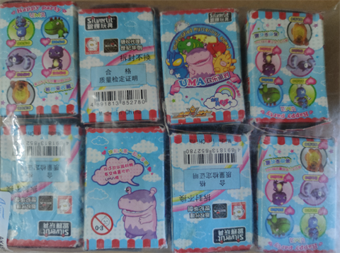 YINHUI 토이 스토리 QQ 버전 소년용 관성 자동차  교육용 풀백 자동차 장난감