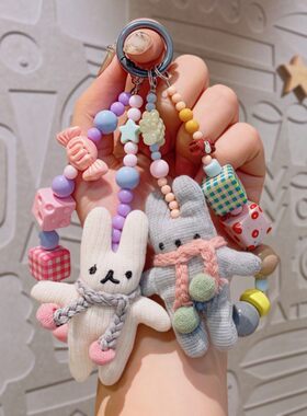 手工毛线编织小兔子手机壳挂绳萌粒串珠钥匙扣包包小挂件相机装饰